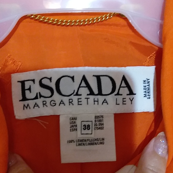 Designer Escada Pretty Crop Blazer Germany Size 8 - Picture 4 of 8